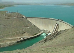 حجم آب سد زاینده‌رود به کمترین حد تاریخی رسید