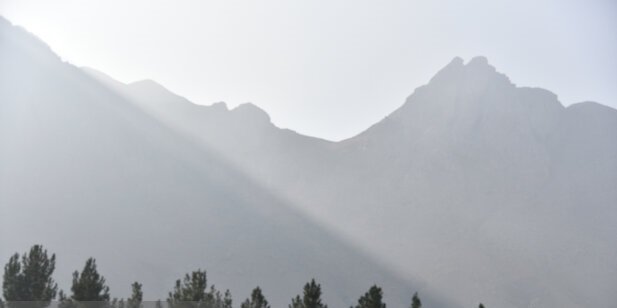 وقوع پدیده مه یخی در اصفهان و آغاز بارش‌ها از عصر امروز