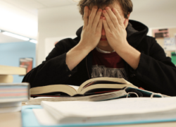 چرا با وجود «زیاد خواندن» سر امتحان چیزی یادتان نمی‌آید؟