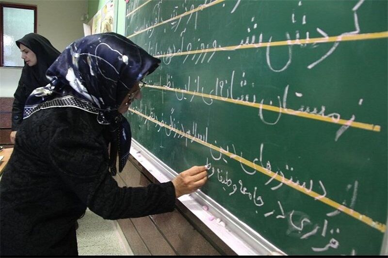 ۹۷ درصد مردم اصفهان باسواد هستند