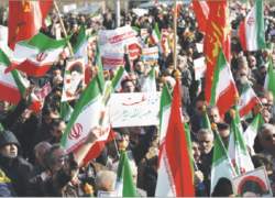 مسئولان باید با هر سطح  و جایگاهی در میدان باشند