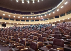 صندلی‌های خالی، همچنان امیدواریم!