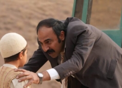 قاسم در قاب ساده روستا