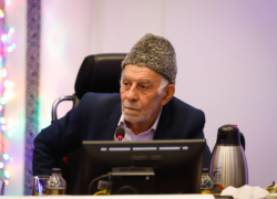 تاریخ انقلاب باید به دست آیندگان برسد