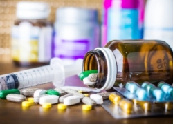 تداوم ارز ترجیحی دارو در سال آینده 