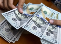 کاهش جزئی نرخ دلار در بازار آزاد 
