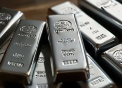 کاهش قیمت نقره در بازار جهانی