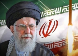 شهادت‌های دروغ‌شکن رهبر انقلاب