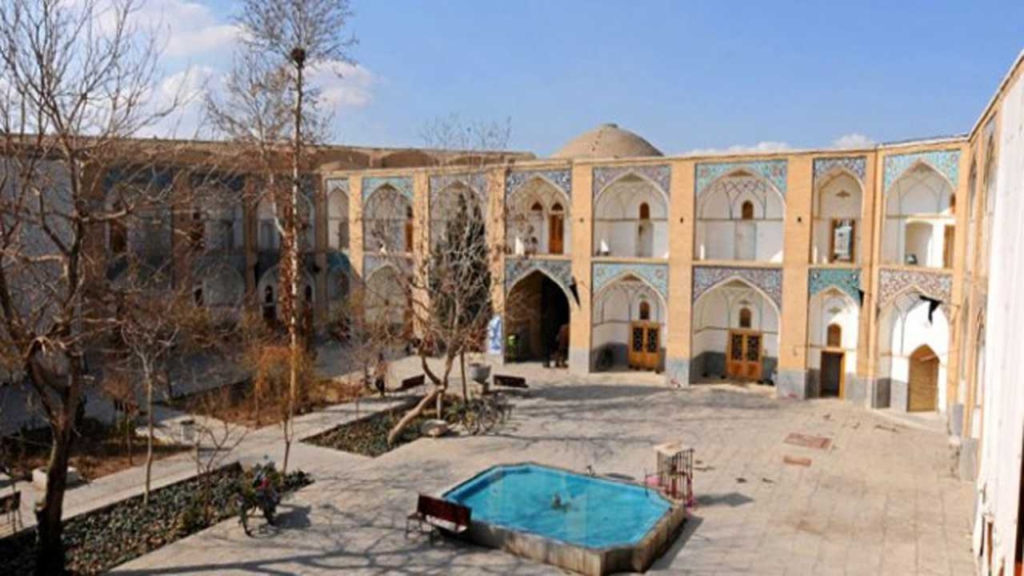 مدرسه ملاعبدالله اصفهان