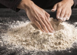 ۱۰ مانع در غنی‌سازی آرد با پرمیکس