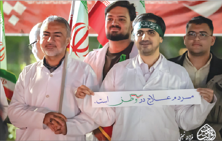 سکوت هنرمند فرار از مسئولیت تاریخی است
