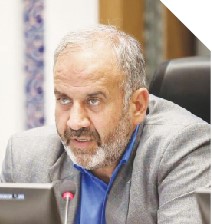 با تسهیل و سرعت بخشیدن به کارها از حضور مردم در میدان قدردانی کنیم