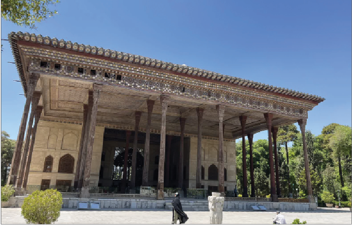 این روزها در چهلستون چه می‌گذرد؟ 