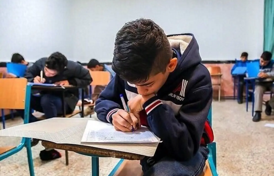 امتحانات نهایی دانش‌آموزان حضوری برگزار می‌شود
