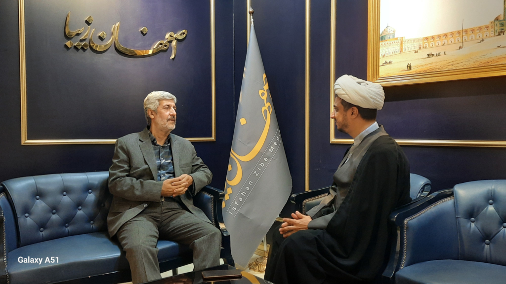 گفتگو با آقای گلناری در روزنامه اصفهان زیبا