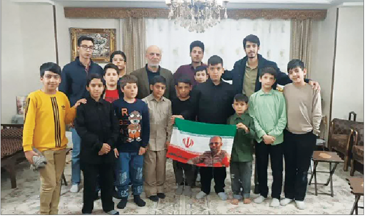 میدان در دست نسل جدید فرهنگی‌ های شهر است