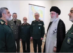 ایران روی شانه این مردان بود!