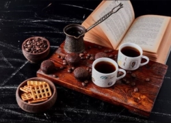 چرا کافئین چای و قهوه اثر متفاوتی روی بدن دارد؟ 