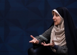 گواهینامه موتورسواری بانوان تا یک ماه آینده صادر می‌شود