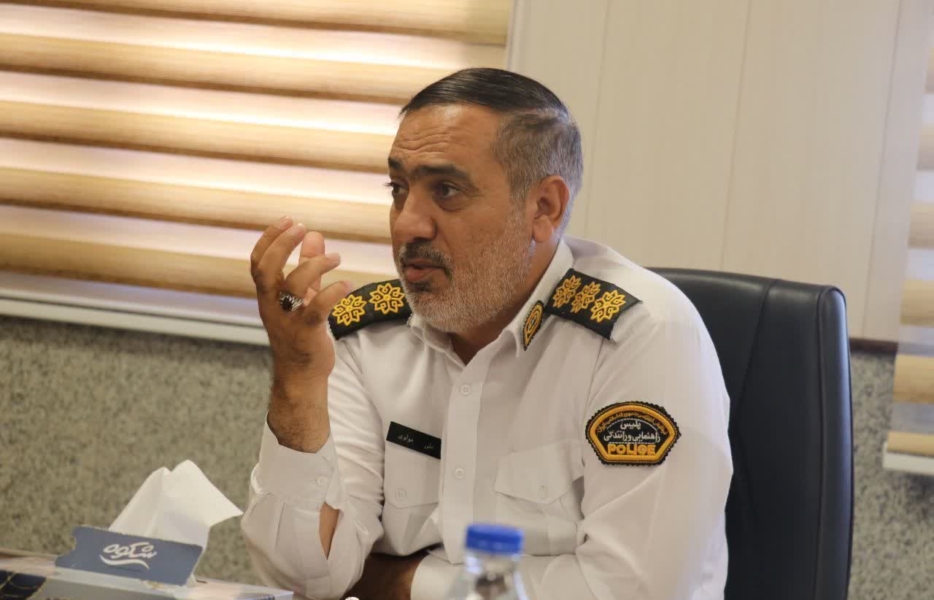 هشدار پلیس راهور اصفهان درباره خطر استفاده از موبایل هنگام رانندگی