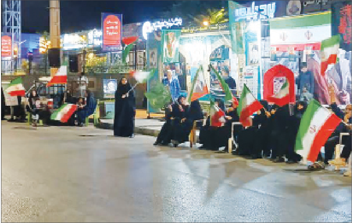موکبی که از دل مسجد  به خیابان آمد