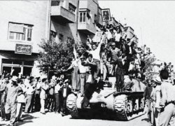 آن‌گاه که با آمریکا  دست دوستی دادیم…