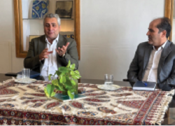 جهانی در عنوان گرفتار در بازار