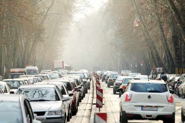 تردد خودروهای خارجی با پلاک گذر موقت تا ۱۰ سال در مناطق آزاد