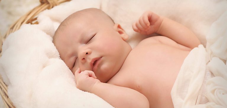 سکسکه نوزاد را چگونه رفع کنیم؟