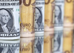 قیمت دلار امروز ۷ مهر ۱۴۰۵