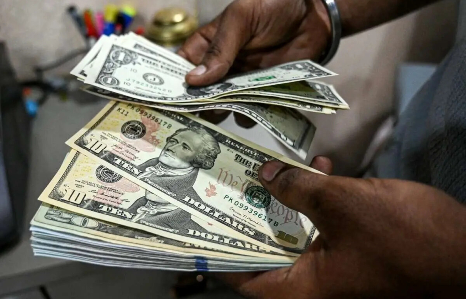 قیمت دلار امروز ۸ مهر ۱۴۰۵