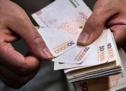 مجلس درباره افزایش حقوق کارمندان چه گفت؟