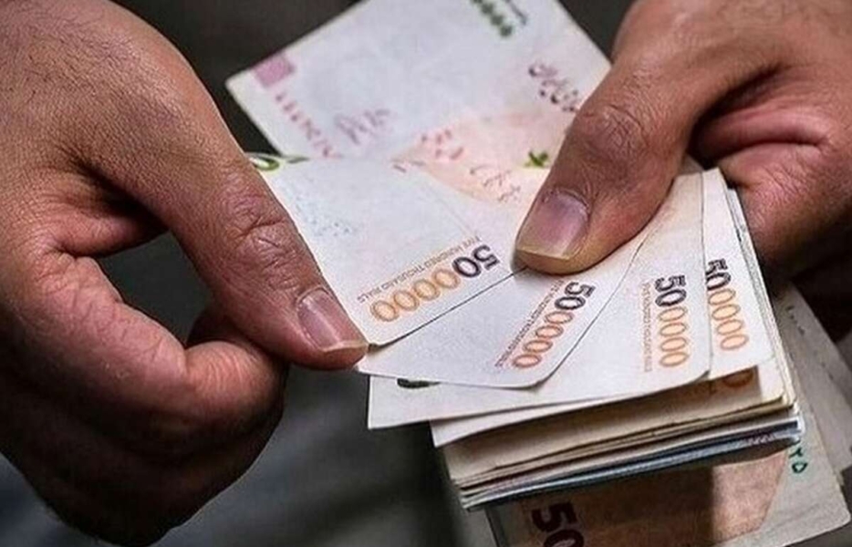 مجلس درباره افزایش حقوق کارمندان چه گفت؟