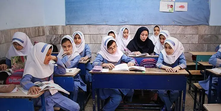 نان غنی‌شده جایگزین شیر مدارس می‌شود؟