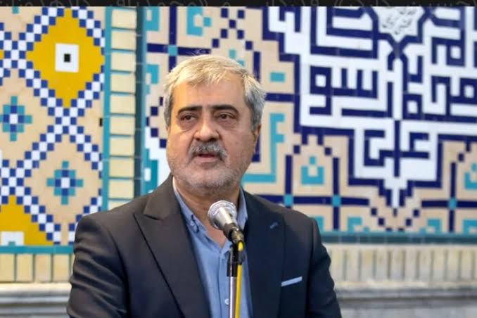 اصلاح شبکه آبیاری پنج هکتار از پارک کوهستانی صفه با هدف کاهش هدررفت آب