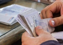 افزایش ۱۰ میلیونی حقوق کارمندان در نیمه دوم سال؟