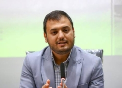 رونمایی از کتاب «چهل روایت ناتمام از یک مکان ناتمام» در تخت‌فولاد اصفهان