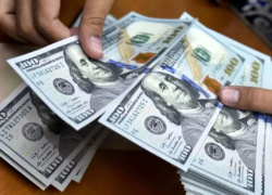 فروش ارز بانکی تا سقف ۱۰ هزار دلار