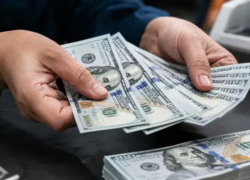 قیمت دلار امروز ۱۵ مهر به کجا رسید؟