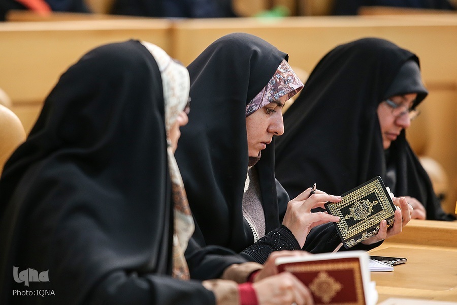 زمانی برای تفسیر قران، چون رودی ساری در زندگی