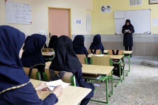 مدارس تعطیلی سراسری ندارند